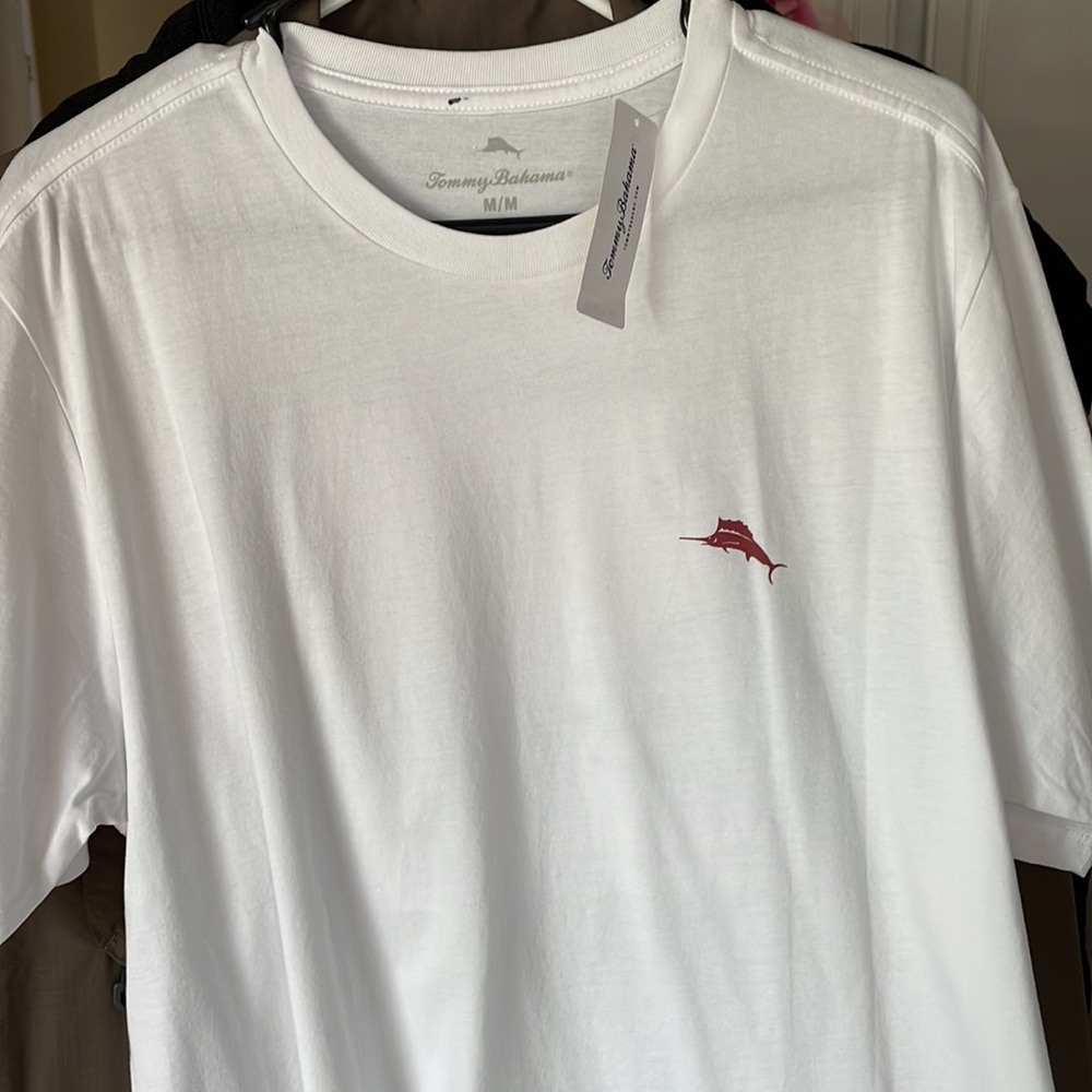 Tommy Bahama Mens medium T-shirt NWT